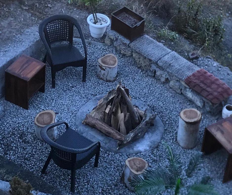 Icebergs Mussoorie - A Boutique Stay And 24 Hrs Roof Top Cafe מראה חיצוני תמונה