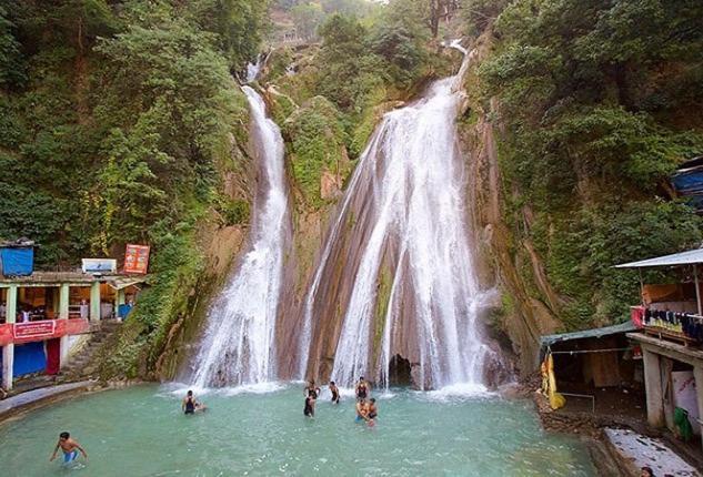 Icebergs Mussoorie - A Boutique Stay And 24 Hrs Roof Top Cafe מראה חיצוני תמונה